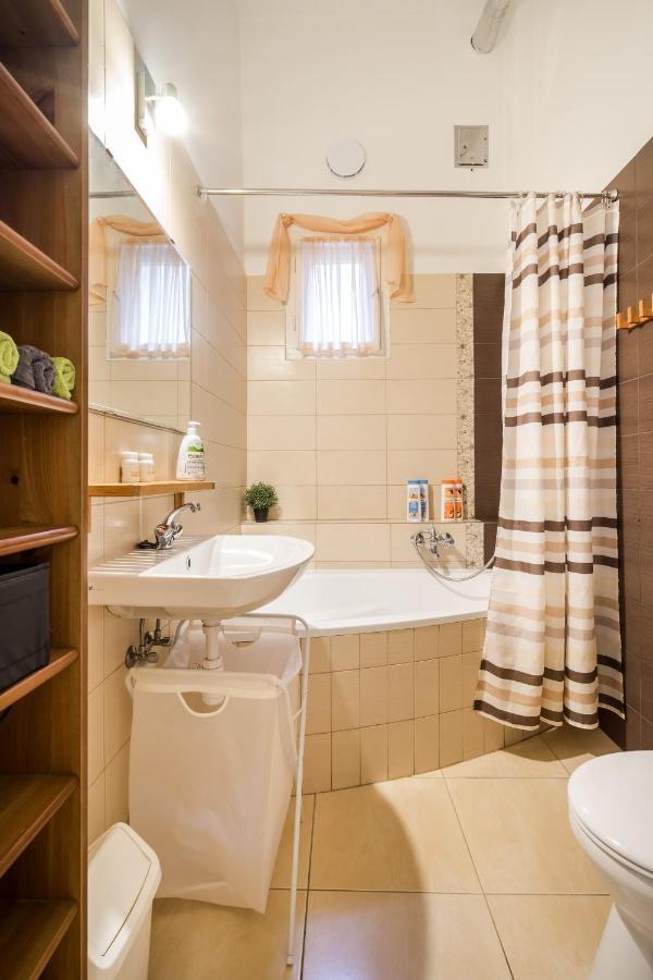 Park View Apartment With Sauna, A/C Budapest Exterior foto